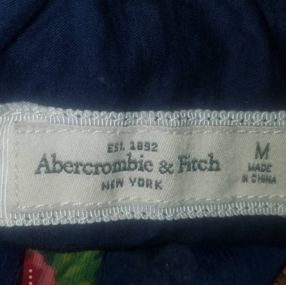 Abercrombie  Mini Skirt - Picture 2 of 2